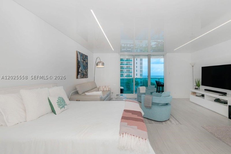 Alquiler de apartamento en Roney Palace 811