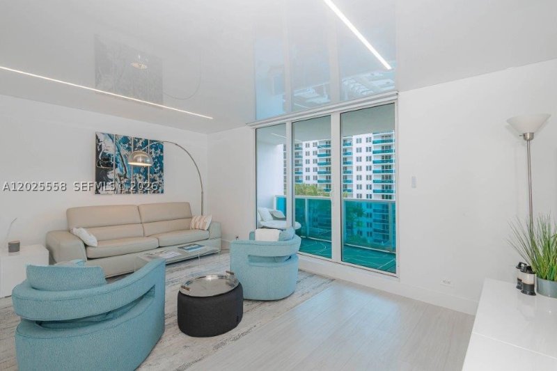 Alquiler de apartamento en Roney Palace 811