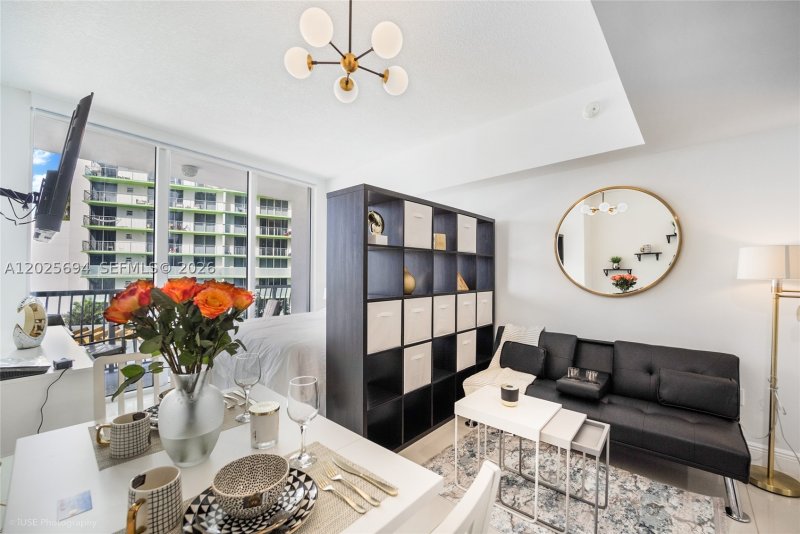 Apartment for rent at Opera Tower 1219