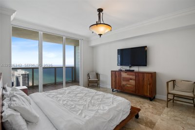 Aluguel de apartamento no Beach Club Two 3310