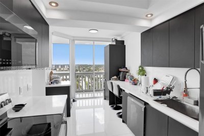 Aluguel de apartamento no 2000 Williams Island 1108