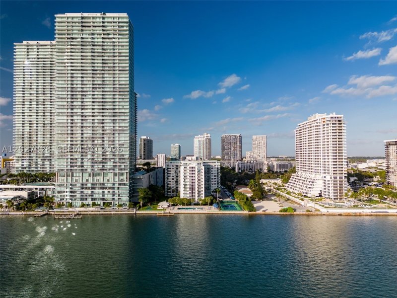 Apartment for rent at Bay Park Towers 1101
