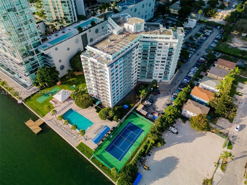 Apartment for rent at Bay Park Towers 1101