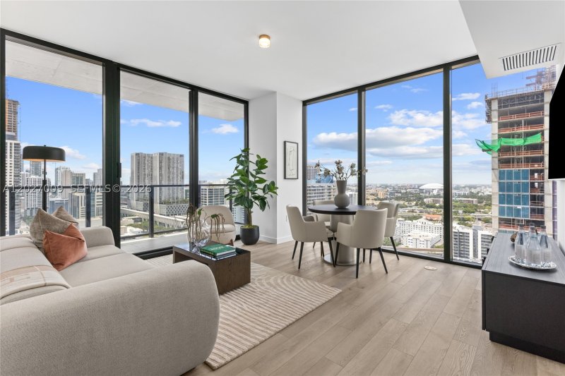 Condo for sale at E11EVEN Hotel & Residences 2910