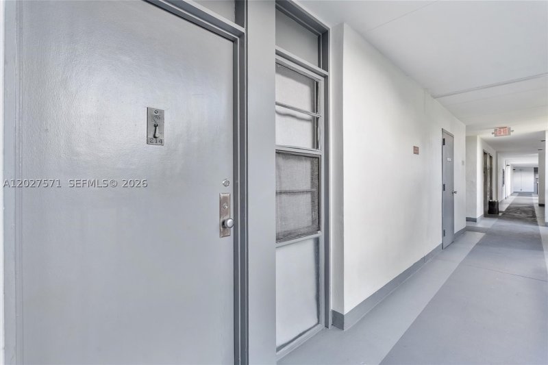 Condo for sale at Biscaya 214