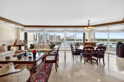 Williams Island 2600 Apt #1202