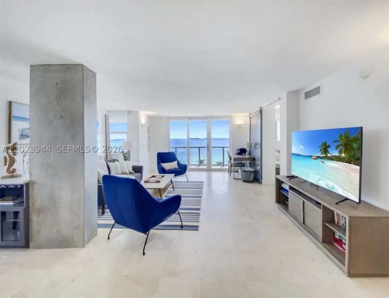 Apartment for rent at Alhambra Place 5B