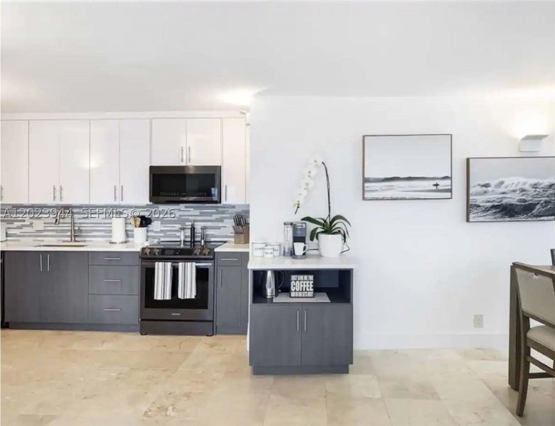 Apartment for rent at Alhambra Place 5B