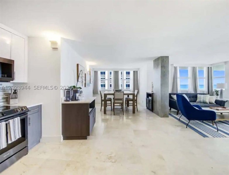 Apartment for rent at Alhambra Place 5B