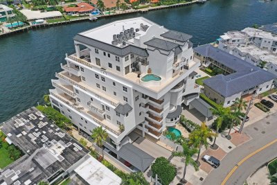 Comprar apartamento en La Cascade 402
