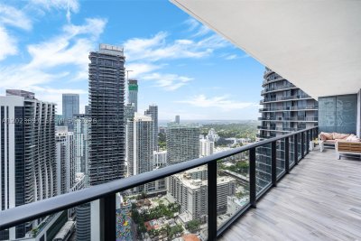 Comprar apartamento en SLS Lux Brickell 4302
