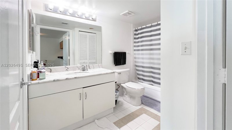 Alquiler de apartamento en The Club At Brickell Bay 2814