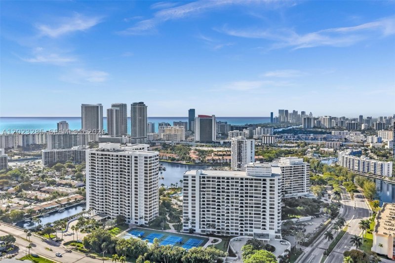 Condo for sale at Olympus Condo 1514