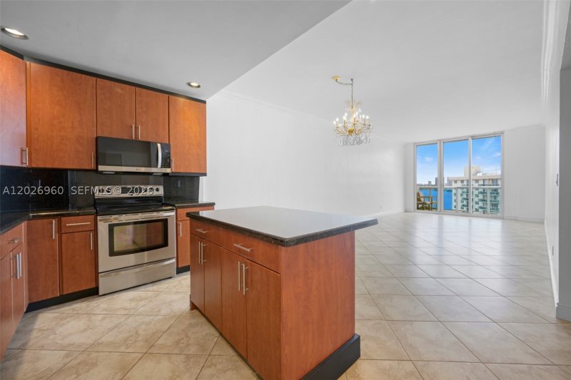 Apartment for rent at Ocean View PH-27