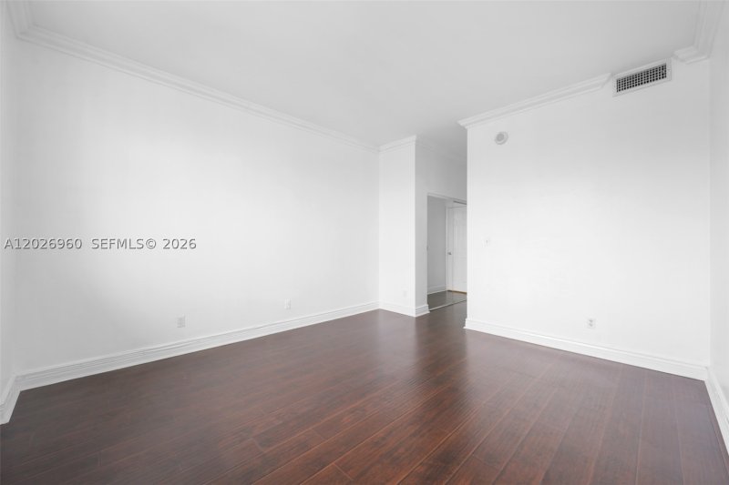 Apartment for rent at Ocean View PH-27