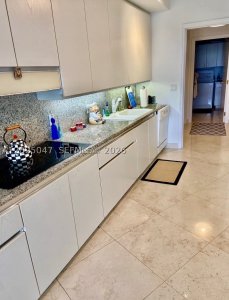 Comprar apartamento en Majestic Tower 403