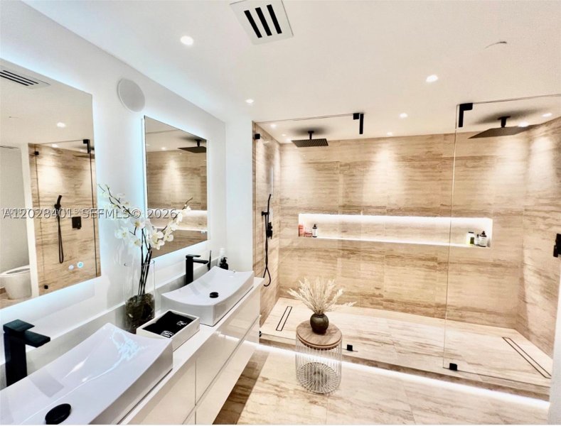Comprar apartamento en Aventura Marina 409