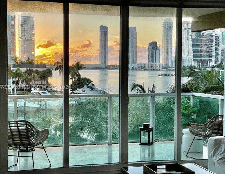 Comprar apartamento en Aventura Marina 409