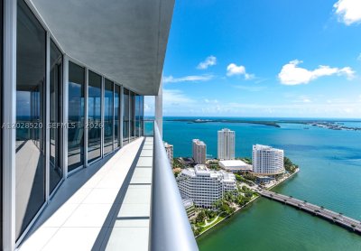 Aluguel de apartamento no Icon Brickell Tower II 4901
