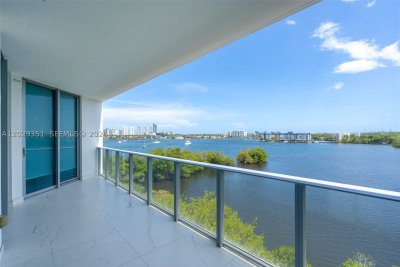 Comprar apartamento en Marina Palms Yacht Club 506