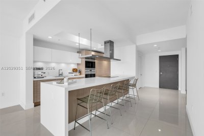Comprar apartamento en Marina Palms Yacht Club 506