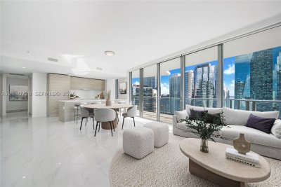 Comprar apartamento en Dua Miami - SLS Brickell Condo 1705