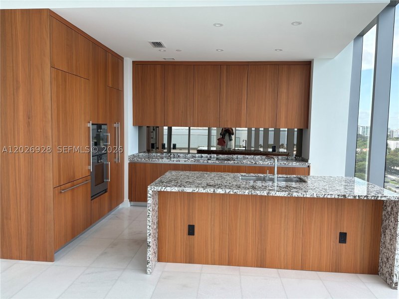 Apartment for rent at Una Residences at Brickell 901