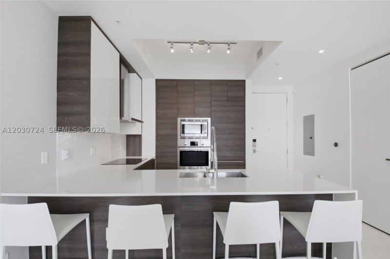 Apartment for rent at Merrick Manor LPH902