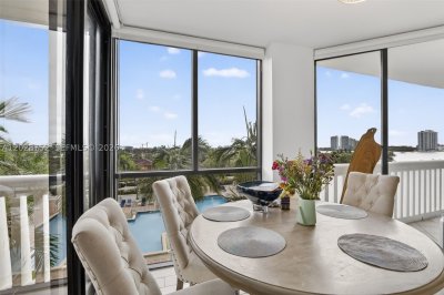 Comprar apartamento no 1000 Williams Island 503