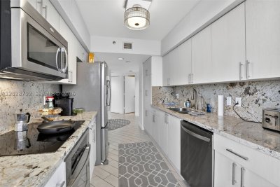Comprar apartamento no 1000 Williams Island 503