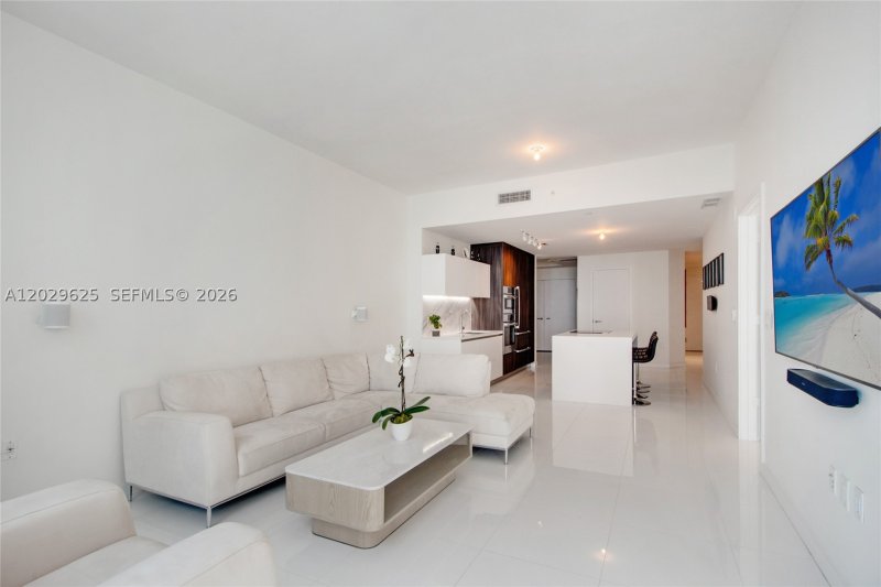 Condo for sale at Paramount Miami WorldCenter 1705