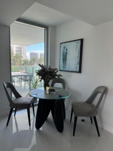 Aluguel de apartamento no The Palms Residences 403