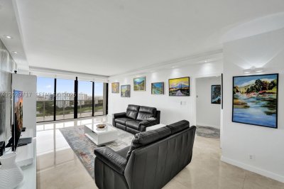 Aluguel de apartamento no Hamptons West 2209