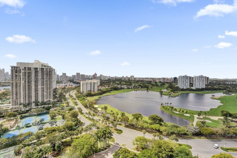 Apartment for rent at Hamptons West 2209