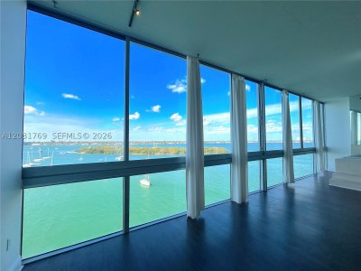 Alquiler de apartamento en Space 01 Lofts 705