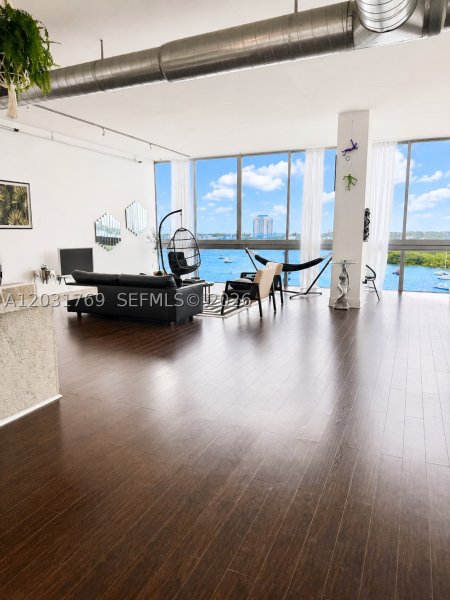 Alquiler de apartamento en Space 01 Lofts 705