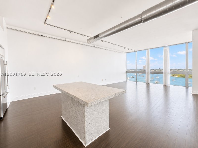 Alquiler de apartamento en Space 01 Lofts 705
