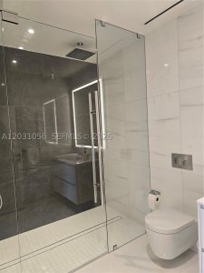 Aluguel de apartamento no Aston Martin Residences 2408W