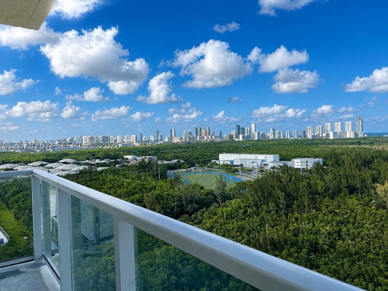 Alquiler de apartamento en One Fifty One at Biscayne 2002