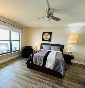 Comprar apartamento en The Tower at Port Royale 2004