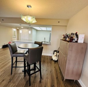 Comprar apartamento en The Tower at Port Royale 2004