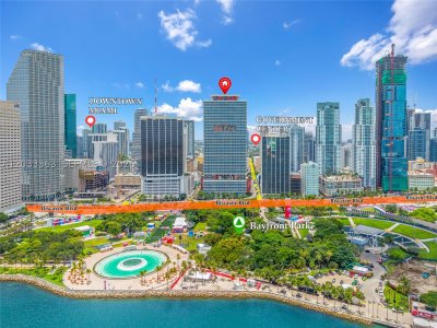 Comprar apartamento no 50 Biscayne 4307