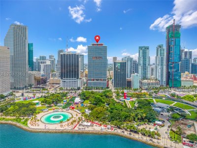 Comprar apartamento no 50 Biscayne 4307