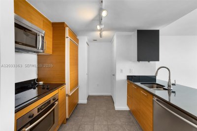 Comprar apartamento no 50 Biscayne 4307