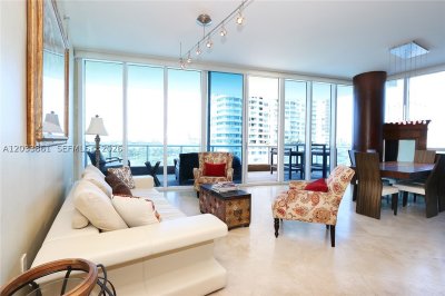 Aluguel de apartamento no Continuum I South 601