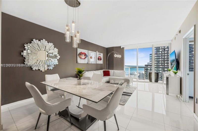 Condo for sale at Icon Brickell Viceroy 3109