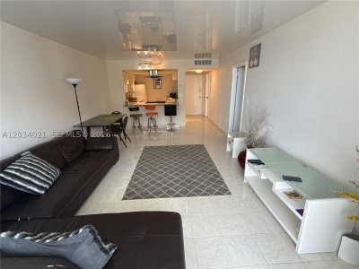 Comprar apartamento no Parker Plaza Estates 1511