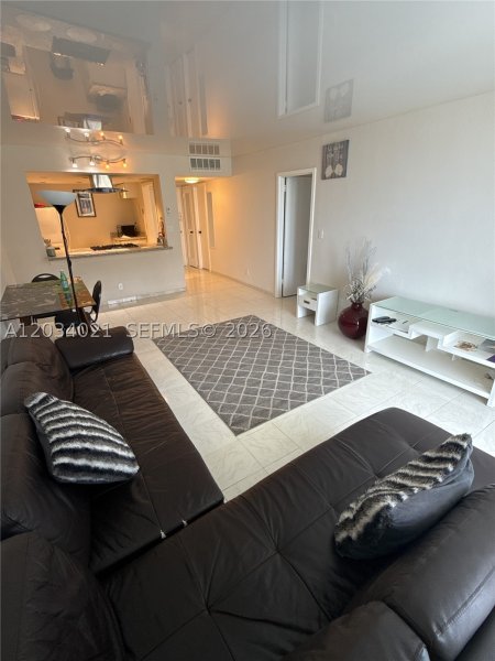 Condo for sale at Parker Plaza Estates 1511