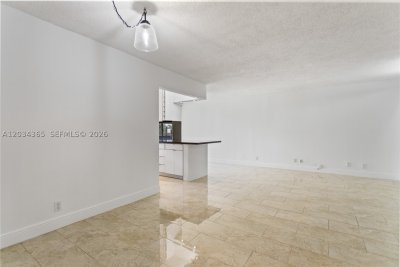 Aluguel de apartamento no Plaza of the Americas 429