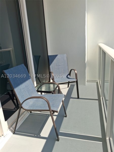 Apartment for rent at Alexander Towers 704